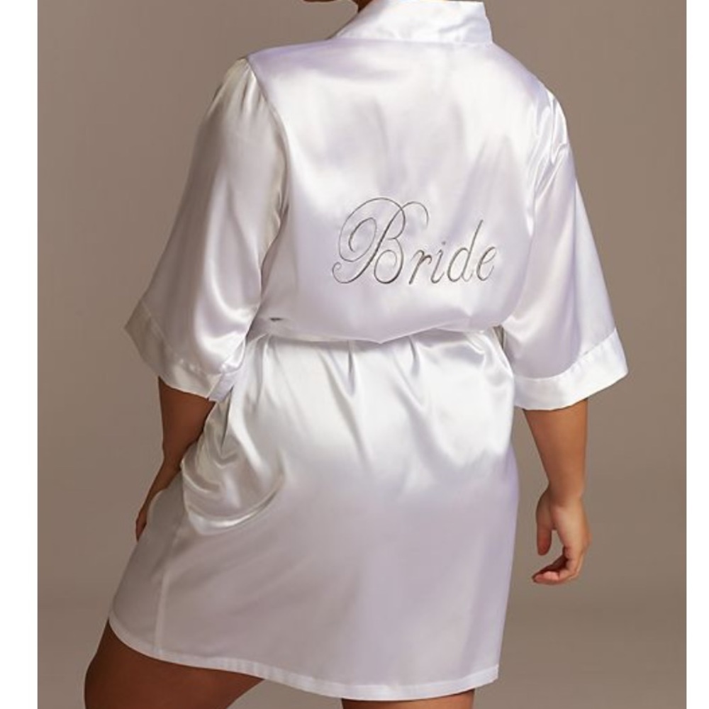 Embroidered Satin Bride Robe Size: S/M